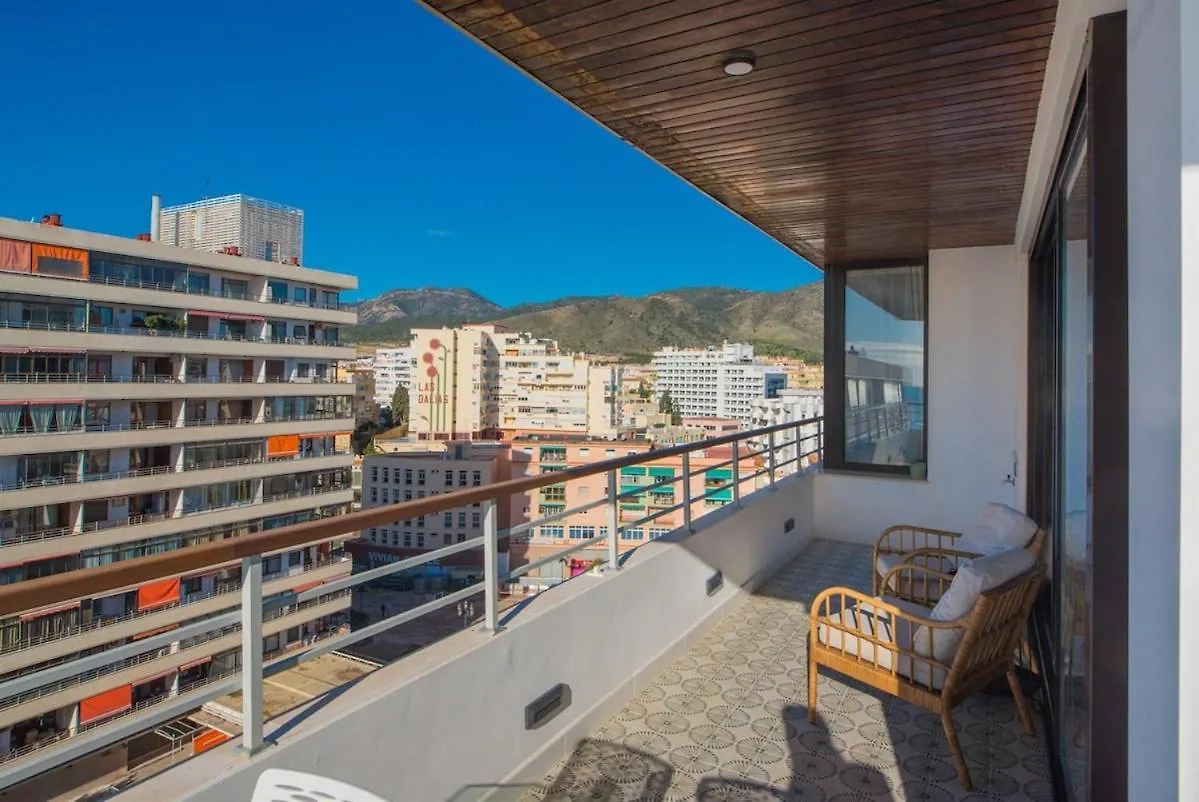 Stunning Seaviews Close To Beach Τορρεμολίνος