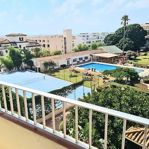 Moderno Y Con Estilo En La Carihuela Torremolinos